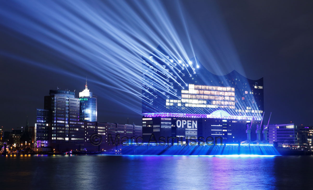 Light-Show-Elbphilharmonie